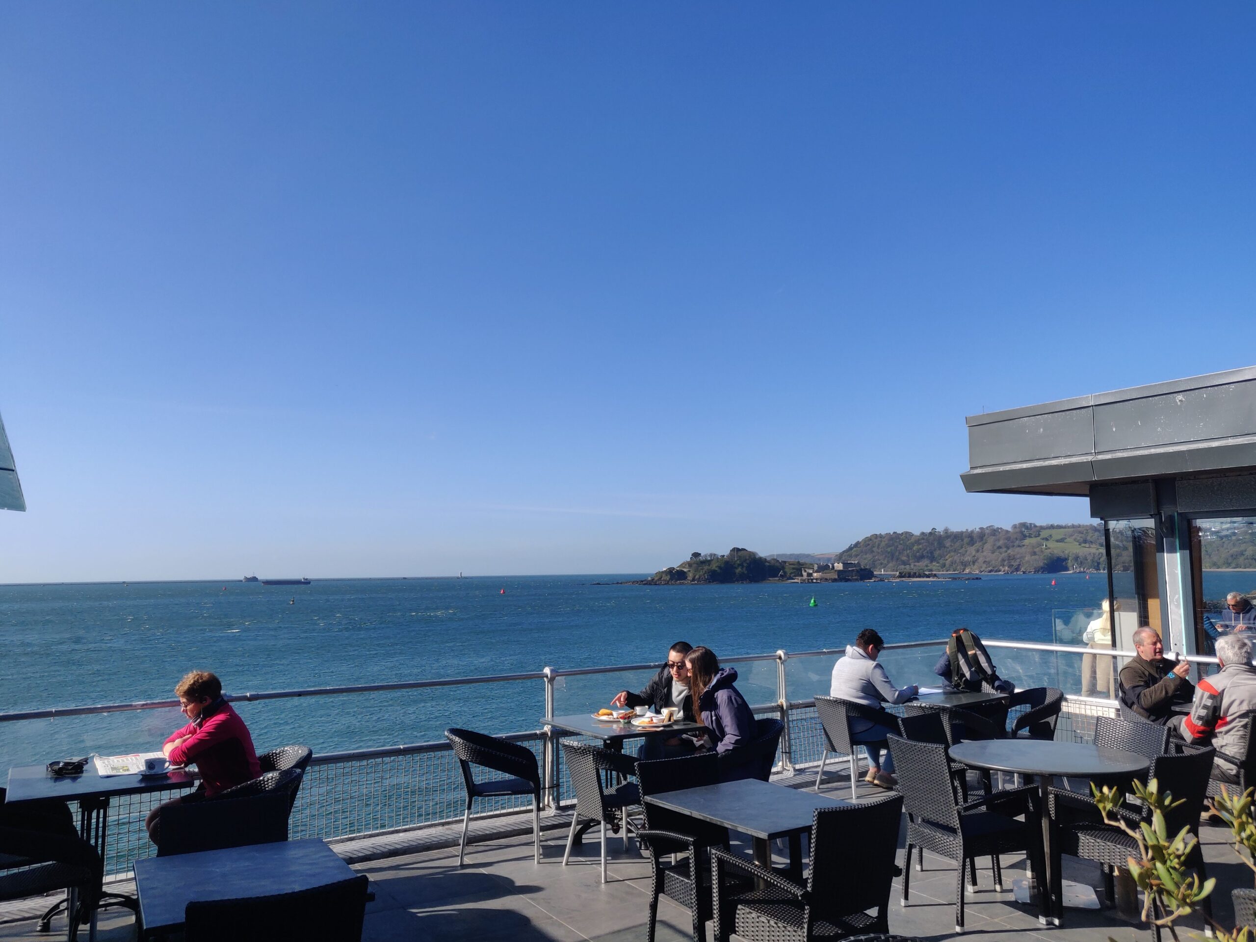 Al fresco drinking is back, so where are the best outside seating pubs in Plymouth?